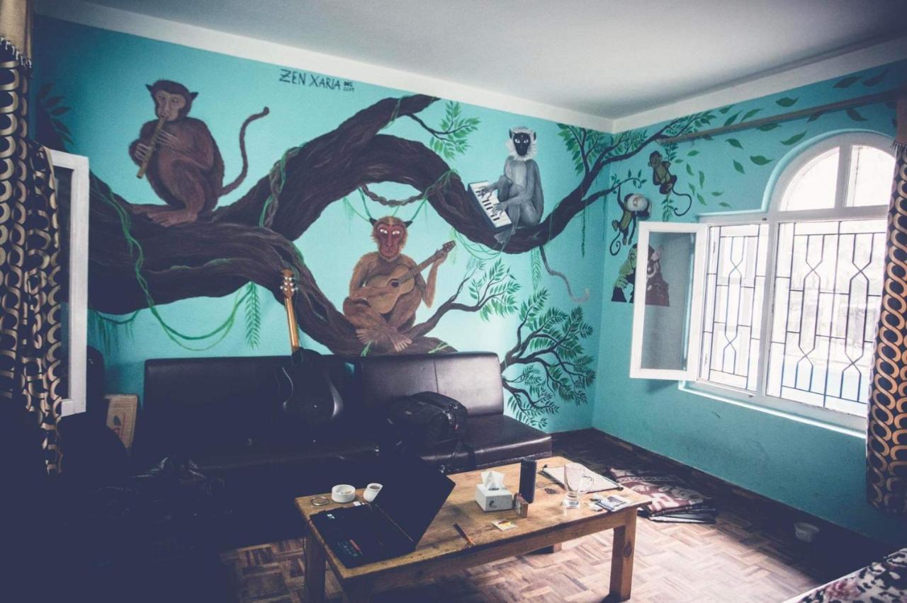 Hostel Funky Monkey Thamel 카트만두 외부 사진